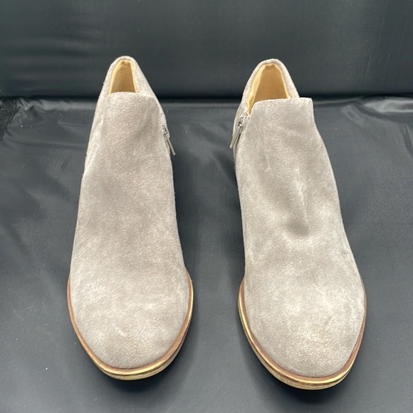Lucky Brand Brixlee Gray Suede Ankle Boot 7.5 - Picture 2 of 10